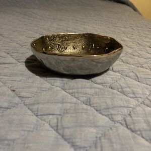 Mud Pie sand dollar design ‎ Decorative trinket Bowl